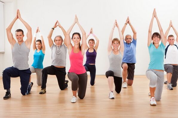 Klasická jóga pro začátečníky se nejlépe ovládá ve skupinových lekcích