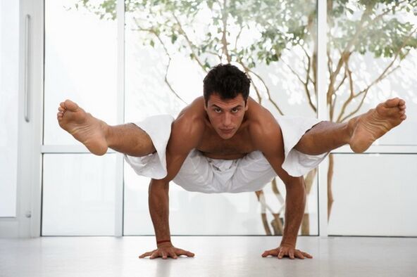 Kromě hubnutí vytváří power jóga krásnou definici svalů